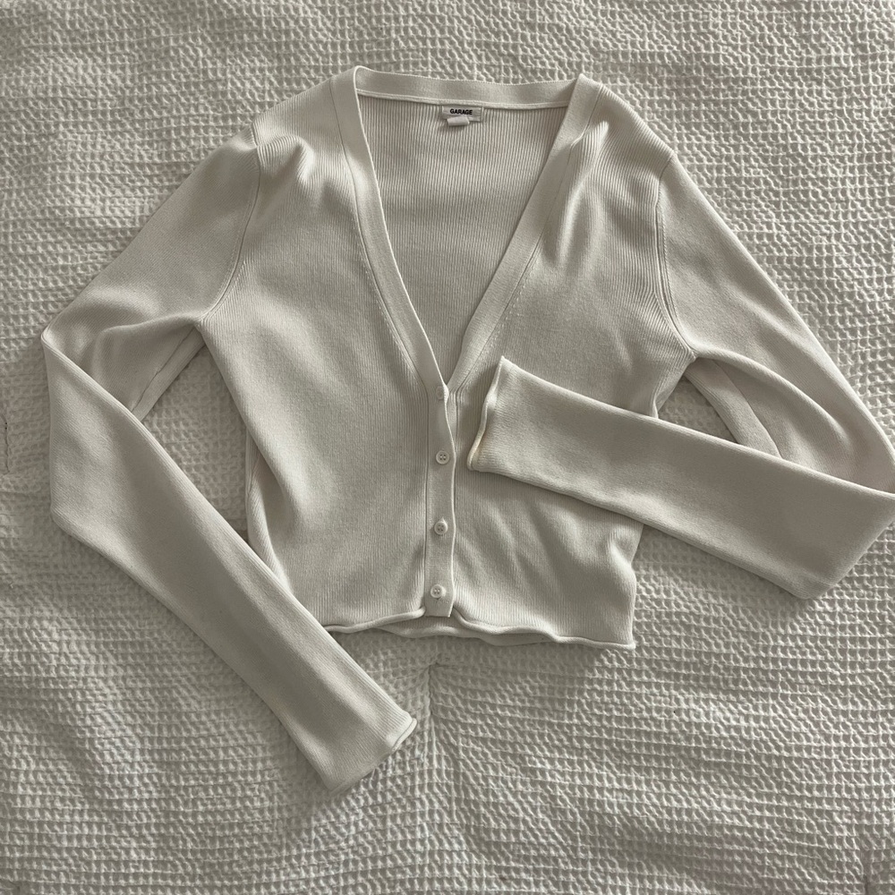 Cropped button down